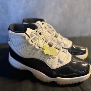 Air Jordan 11 Retro Black White | Men’s Size 11.5 | Super Clean Condition